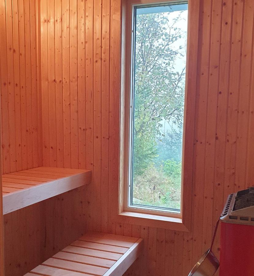 Gaeststuga I Vacker Natur, Bastu, Bubbelpool Sommartid Och Gratis Parkering Naera Ulricehamn Och Lassalyckan, Guesthouse With Nice View With Sauna And Free Parking Close To Dalsjoefors And Fishing Borås Buitenkant foto